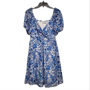 Sincerely Jules Smocked Blue Floral Dress - Large